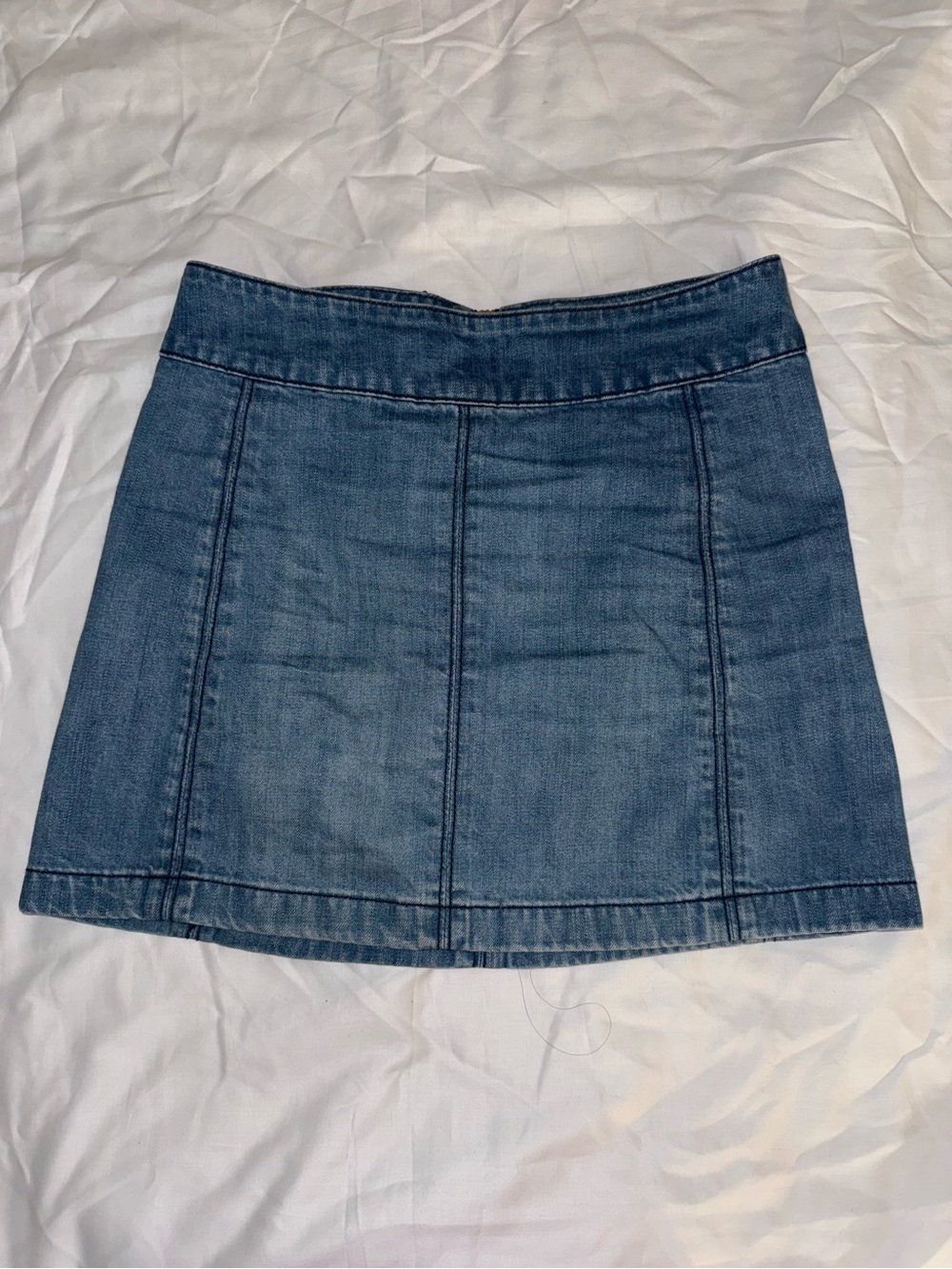 Free People Modern Femme Denim Mini Skirt in a paneled medium wash size 2/4